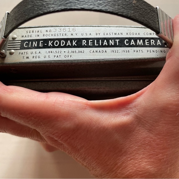 Cine-Kodak Reliant Camera - Picture 4 of 5